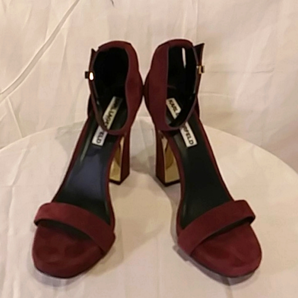 🔥 Like New Karl Lagerfeld Suede Heels